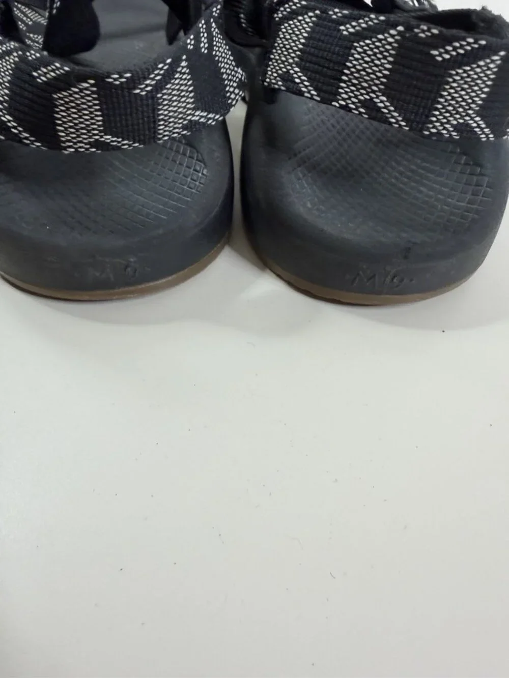 Chaco Z1 Classic Men's Sz 9 Sport Sandals Hiking Adjustable Black EUC